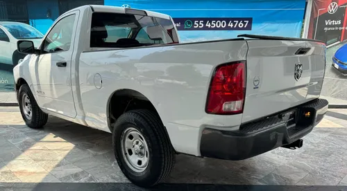 RAM Ram 1500 3.3 V6 XL Cab Regular 4x2 AT