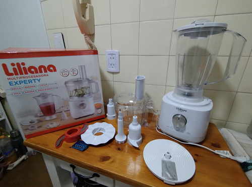 Multi Procesadora + Licuadora Experty Liliana Am730 Blanco 