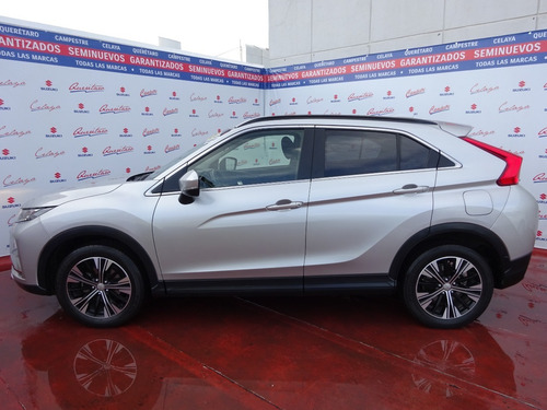 Imagen 3 de 15 de Mitsubishi Eclipse Cross 2019 1.5l Glx Red Diamond
