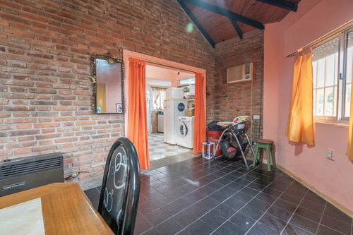 Imagen 2 de 14 de Casa A La Venta 2 Dormitorios Empalme