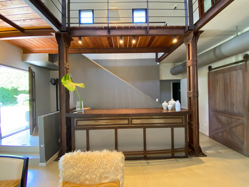 Zona Balbastro - Excelente Casa - Impecable!