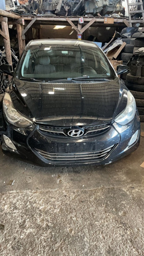 (22) Sucata Hyundai Elantra Gls 2013 ( Retirada Peças) 