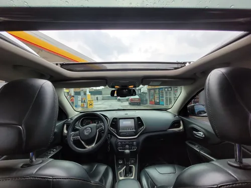 Jeep Cherokee 3.2 Longitude Plus