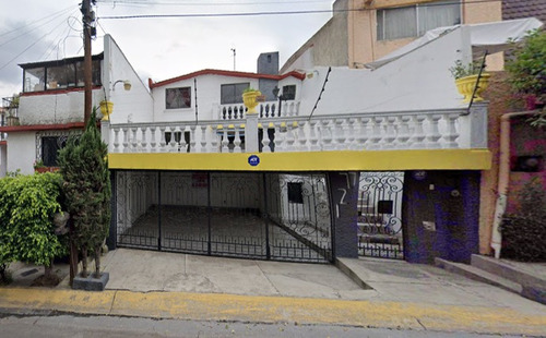 Casa En Atizapan- Paseo De Las Alamedas.