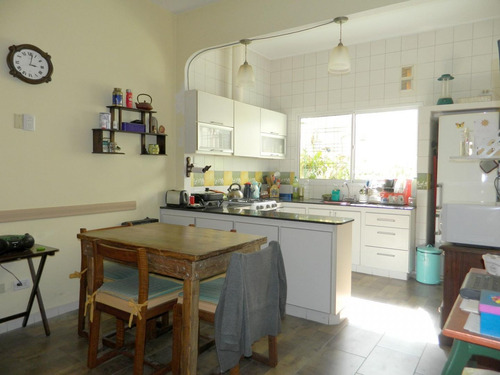 Imagen 4 de 18 de Departamento En Venta En Parque Chas De 4 Ambientes