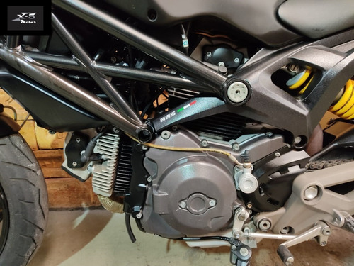 Ducati Monster 696 2010