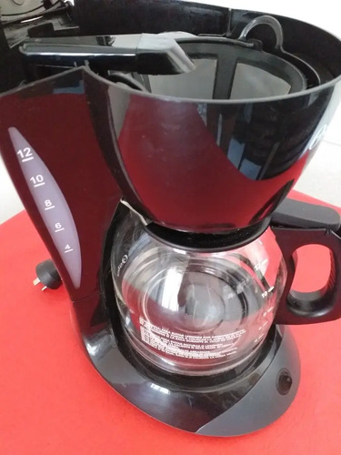 TUPI S.A. - CAFETERA OSTER BVSTDC4401RD-057 PROGRAMABLE 900W 12 TAZAS  FILTRO PERMANENTE 