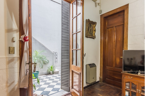Imagen 5 de 30 de Casa En Venta - Parque Chacabuco - Terraza - Parrilla - Quincho - Patio - Cochera