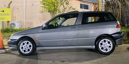 Alfa Romeo 145 2.0 Quadrifoglio