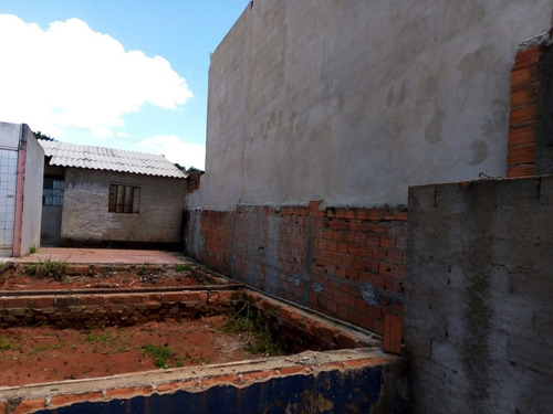 Casa No Andar Superior Com Entrada Independente 2 Dormitórios, Sala, Cozinha, 1 Banheiro - Ca00008 - 34973883