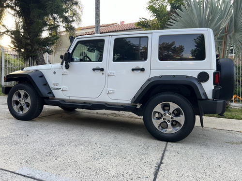 Jeep Wrangler 3.7 Unlimited Sahara 3.6 4x4 At