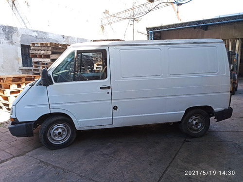 Camioneta Renault Trafic