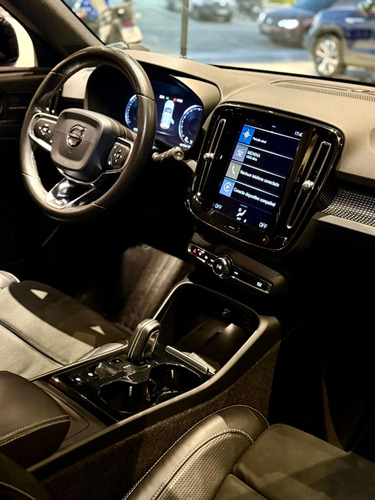 Volvo XC40 XC 40 T-5 R-DESIGN 2.0 252cv AWD