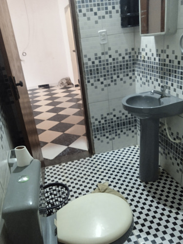 Casa Dois Quartos Amplos,sala Banheiro,cozinha,garagem Três