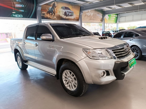 Toyota Hilux Cabine Dupla 3.0 DIESEL SRV 4X4 CAB.DUPLA