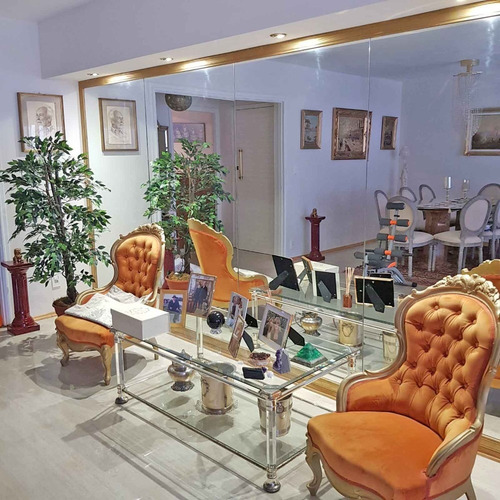 Imagen 5 de 14 de Penthouse Boulevard España. Finamente Reciclado