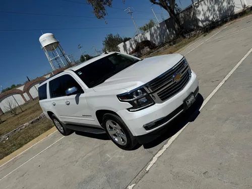 Chevrolet Suburban 5.4 Premier Piel 4x4 At