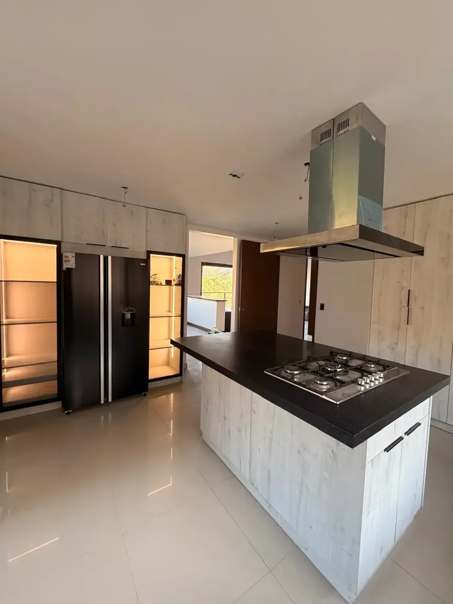 Imagen 2 de 22 de Oportunidad Casa Mediterránea Recién Remodelada Hipotecario!