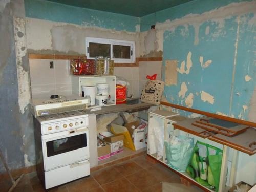 Imagen 3 de 10 de Galpon Ph En Venta En Ituzaingo Norte