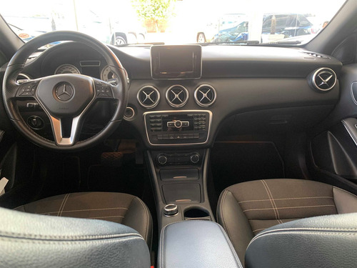 Mercedes-benz A 200 1.6 Turbo Urban 16v Gasolina 4p