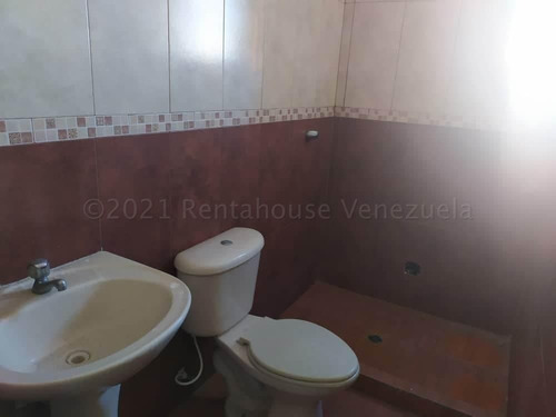 Imagen 3 de 14 de Leida Falcon Rentahouse Vende Local En El Centro Valencia 22-13505 Lf