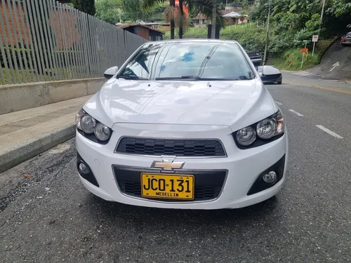 Chevrolet Sonic 1.6 Lt 5 p Automática