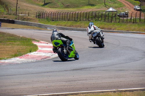 Imagem 4 de 6 de Bmw S1000rr P/ Pista / Autodromo