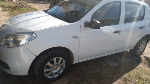 Imagen 16 de 20 de Renault Sandero Ph2 Pack 1.6 8v