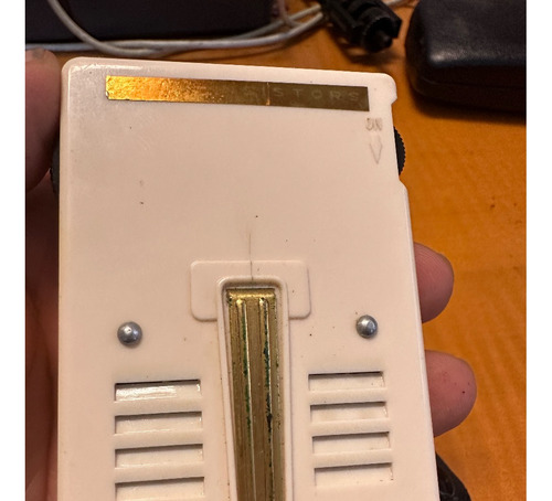 Antiguo Radio Portátil Japonés De 1960 (Usado)
