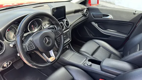 Mercedes-Benz Clase CLA 1.6 200 Cgi Sport At