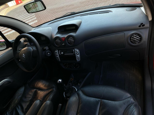 Citroën C3 1.4 8v Exclusive Flex 5p