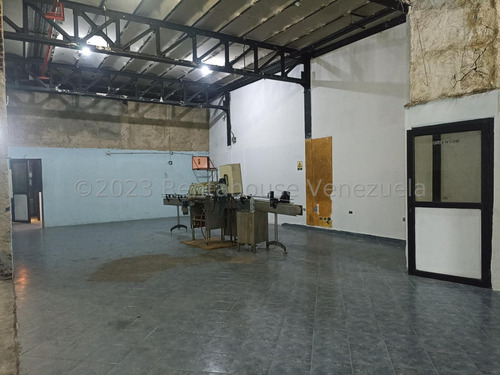 24-8247 ¡alquila Edificio Comercial En Zona De Alto Potencial, Maracay! Mord