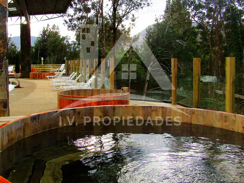 Hermosa Parcela En Condominio Con Terma Privada, En Pucón