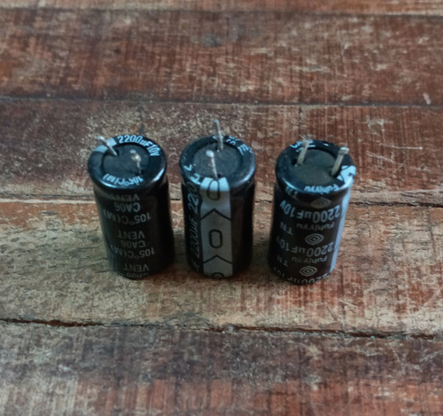 Set Capacitores 2200uf 10v (Usado)