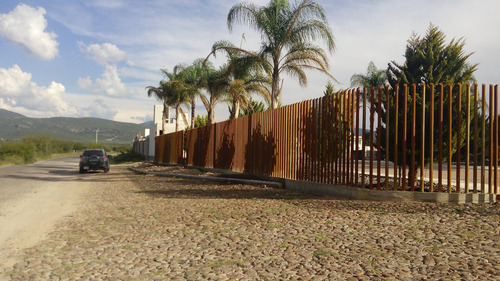 Imagen 5 de 9 de Terreno En Esquina Fracc.privado-2 Kms Del Centro, Casa Club