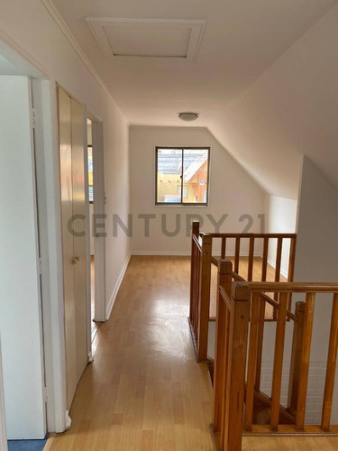 Vendo Casa En Pasaje Sector Avda. Juan Cisternas
