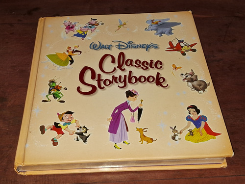 Walt Disney's Classic Storybook (clásicos De Disney-inglés)