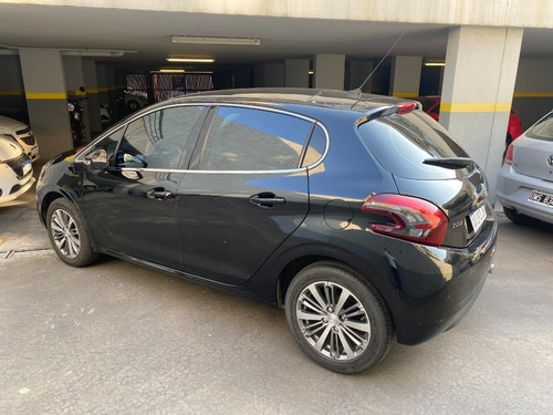 Imagen 3 de 25 de Peugeot 208 Feline 2017 Pack Cuir Titular Impecable