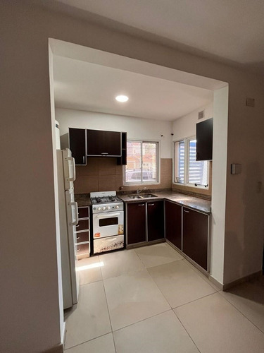 Casa Dúplex En Alquiler En Temperley, Lomas De Zamora, G.b.a. Zona Sur