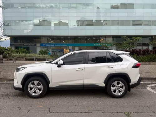 Toyota RAV4 2.0 Xle 4X2 Cvt