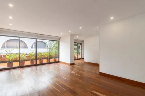 Apartamento En Venta En La Cabrera. Cod V22516