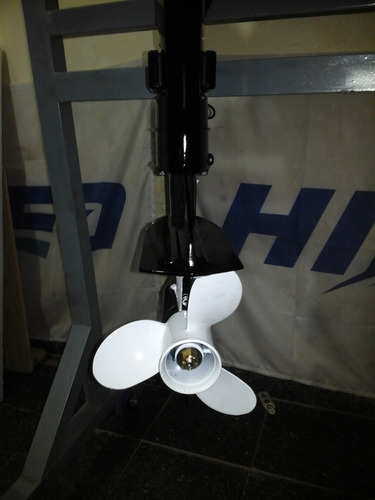 Motor Fuera De Borda Hidea 9.8 Hp 2t Yamaha Parsun Powertec