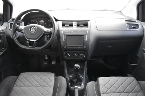 Volkswagen Suran 1.6 Highline Manual Msi 2018 Rpm Moviles