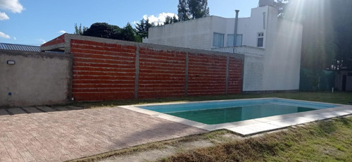 Casa En Venta - 1 Dormitorio 2 Baños - Sicardi