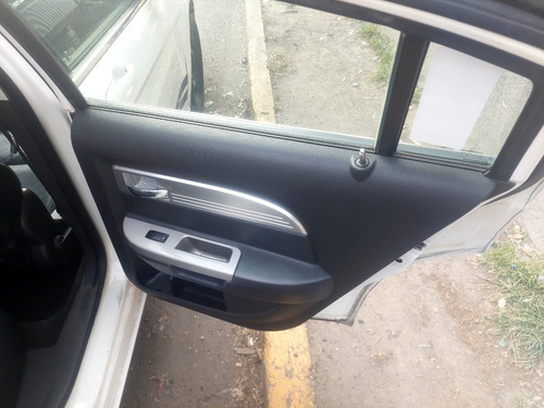 Chrysler Cirrus Touring L4 R-17 At