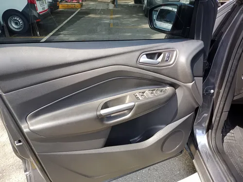 Ford Escape 2.0 Titanium