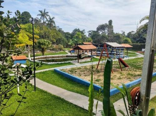 Linda Chácara Com 2 Casas 4 Quiosques Para Pesca 7904