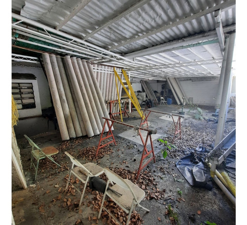 Se Alquila Casa Comercial En La Carlota Para Remodelar