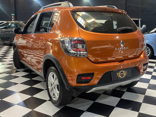 Renault Sandero Stepway 1.6 Privilege 105cv