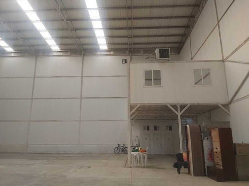 Imagen 8 de 15 de Bodega Ubicada Exclente Sector Comercial E Industrial Juan Mina
